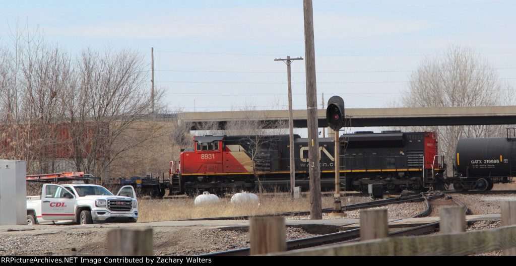 CN 8931